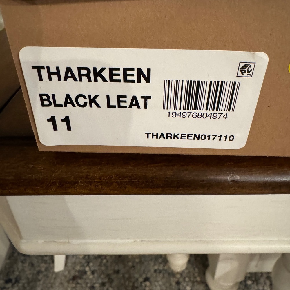 Tharkeen Black Leather Shoes